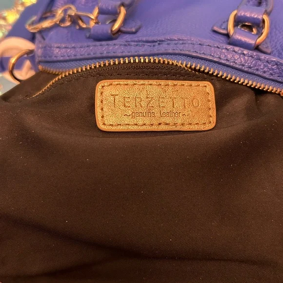 Terzetto Genuine Leather Mini Handbag w/Blue Cup Keychain Approx. 5.5 x 5 x 2 - Picture 13 of 14